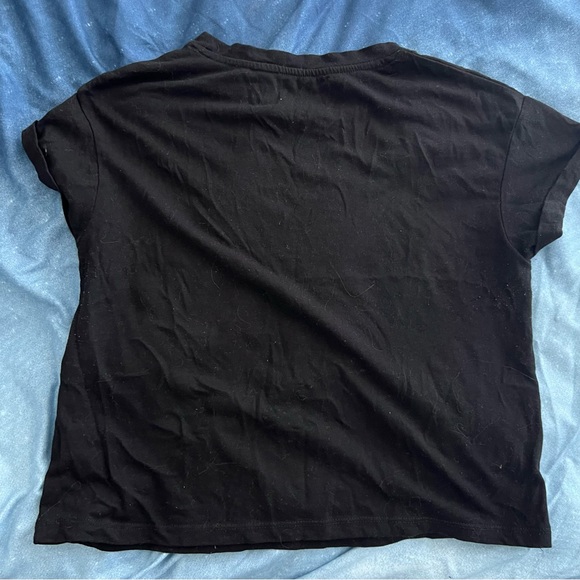 Guns N Roses Cropped Graphic Tee - Picture 5 of 5